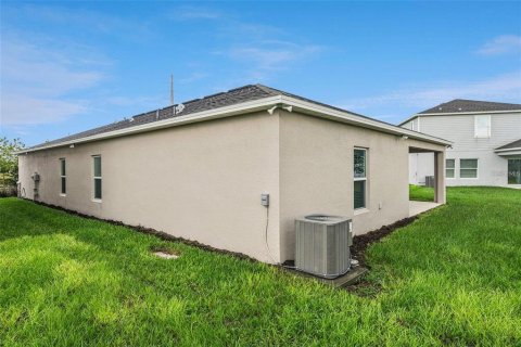 Villa ou maison à louer à Haines City, Floride: 3 chambres, 215.72 m2 № 2416741 - photo 23