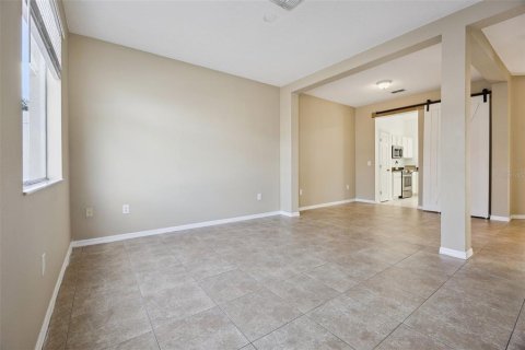 Touwnhouse à vendre à Windermere, Floride: 2 chambres, 128.21 m2 № 2427544 - photo 6