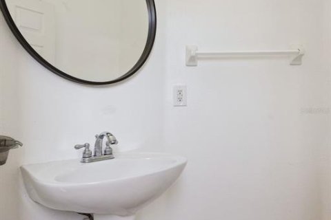 Touwnhouse à vendre à Windermere, Floride: 2 chambres, 128.21 m2 № 2427544 - photo 28