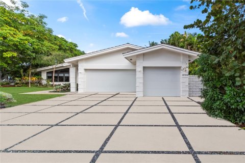 House in Fort Lauderdale, Florida 3 bedrooms, 138.42 sq.m. № 1994414 - photo 2