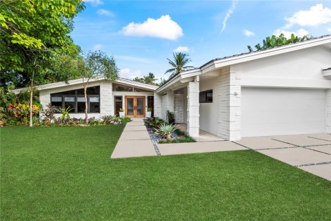 House in Fort Lauderdale, Florida 3 bedrooms, 138.42 sq.m. № 1994414 - photo 3