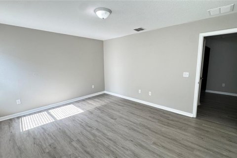 Villa ou maison à louer à Lakeland, Floride: 5 chambres, 243.87 m2 № 2416363 - photo 27