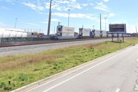 Propiedad comercial en venta en Riviera Beach, Florida № 2039828 - foto 6