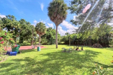 Apartment in Okeechobee, Florida 3 bedrooms, 139.35 sq.m. № 2111726 - photo 12