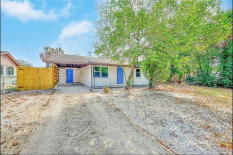 Villa ou maison à Tampa, Floride 3 chambres, 112.6 m2 № 2095740