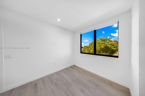 Снять в аренду квартиру в Помпано-Бич, Флорида 2 спальни, № 1974211 - фото 6