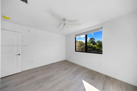 Снять в аренду квартиру в Помпано-Бич, Флорида 2 спальни, № 1974211 - фото 14