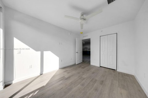 Снять в аренду квартиру в Помпано-Бич, Флорида 2 спальни, № 1974211 - фото 12