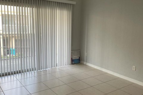 Снять в аренду кондоминиум в Орландо, Флорида 2 спальни, № 2006038 - фото 18