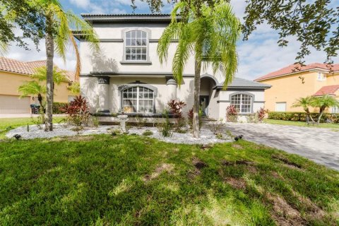 Casa en venta en Windermere, Florida, 4 dormitorios, 258.92 m2 № 2145120 - foto 2