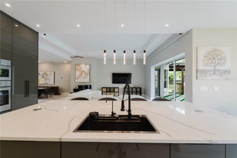 Casa en venta en Windermere, Florida, 4 dormitorios, 258.92 m2 № 2145120 - foto 21