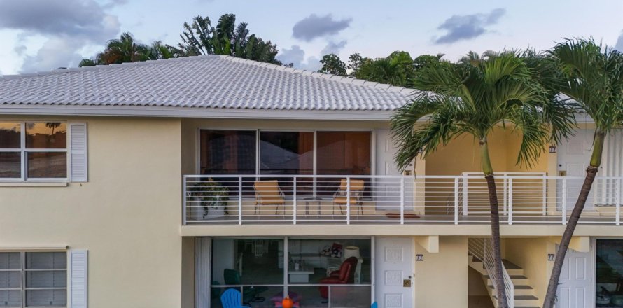 Condominio en Delray Beach, Florida, 2 dormitorios № 837734