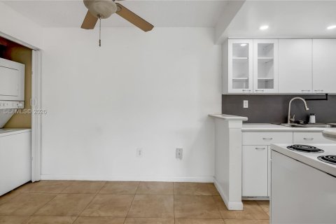 Copropriété à vendre à Miami Lakes, Floride: 1 chambre, 62.43 m2 № 2074751 - photo 5