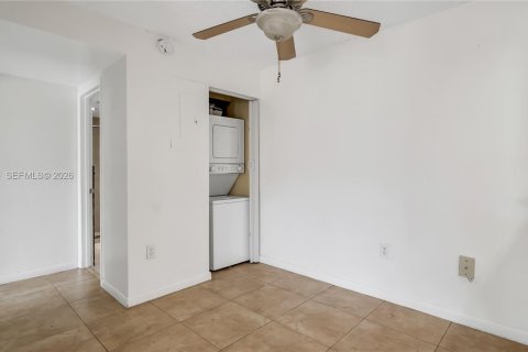 Copropriété à vendre à Miami Lakes, Floride: 1 chambre, 62.43 m2 № 2074751 - photo 15