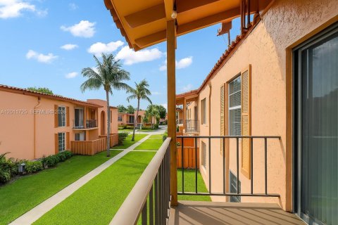 Copropriété à vendre à Miami Lakes, Floride: 1 chambre, 62.43 m2 № 2074751 - photo 22