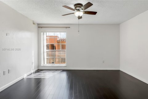Copropriété à vendre à Miami Lakes, Floride: 1 chambre, 62.43 m2 № 2074751 - photo 6