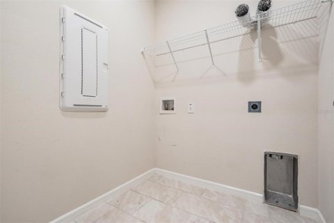House in Ruskin, Florida 3 bedrooms, 153.29 sq.m. № 1900534 - photo 8
