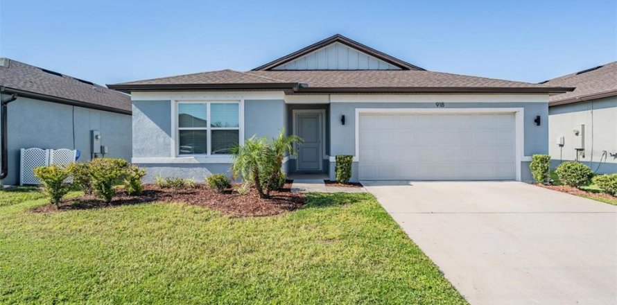 House in Ruskin, Florida 3 bedrooms, 153.29 sq.m. № 1900534