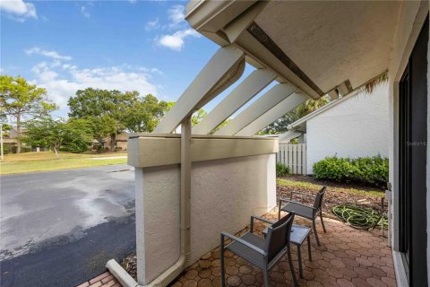 Villa ou maison à louer à Sarasota, Floride: 2 chambres, 100.33 m2 № 2109642 - photo 3
