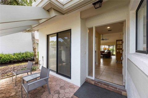 Villa ou maison à louer à Sarasota, Floride: 2 chambres, 100.33 m2 № 2109642 - photo 2