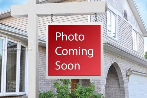 Villa ou maison à louer à Pembroke Pines, Floride: 4 chambres, 205.59 m2 № 2168372 - photo 9