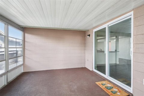 Casa en venta en Port Richey, Florida, 2 dormitorios, 97.64 m2 № 1909093 - foto 24
