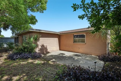 Casa en venta en Port Richey, Florida, 2 dormitorios, 97.64 m2 № 1909093 - foto 27