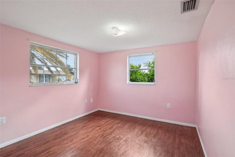 Casa en venta en Port Richey, Florida, 2 dormitorios, 97.64 m2 № 1909093 - foto 13