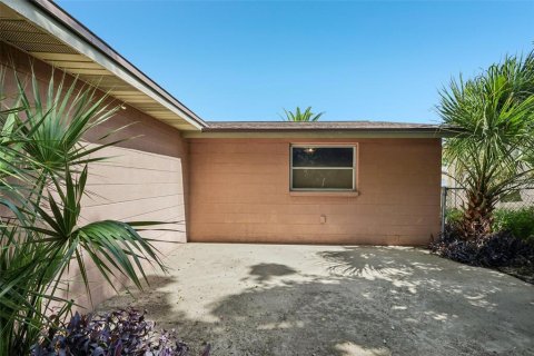 Casa en venta en Port Richey, Florida, 2 dormitorios, 97.64 m2 № 1909093 - foto 29