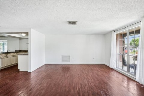 Casa en venta en Port Richey, Florida, 2 dormitorios, 97.64 m2 № 1909093 - foto 5