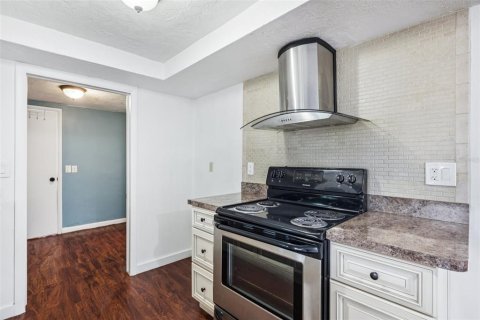Casa en venta en Port Richey, Florida, 2 dormitorios, 97.64 m2 № 1909093 - foto 10