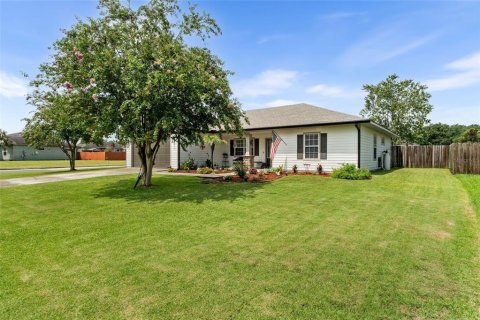House in Newberry, Florida 4 bedrooms, 170.75 sq.m. № 1843809 - photo 3