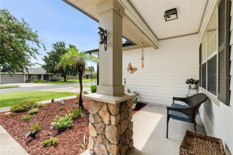 House in Newberry, Florida 4 bedrooms, 170.75 sq.m. № 1843809 - photo 5