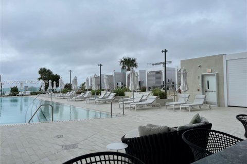 Condo in Miami, Florida, 1 bedroom  № 2002763 - photo 23