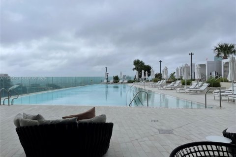 Condo in Miami, Florida, 1 bedroom  № 2002763 - photo 21