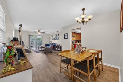 Immobilier commercial à vendre à Orlando, Floride: 4 chambres, 206.8 m2 № 2388946 - photo 24