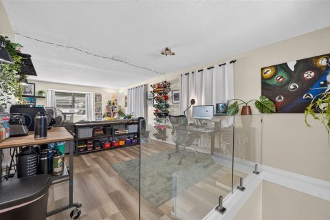 Immobilier commercial à vendre à Orlando, Floride: 4 chambres, 206.8 m2 № 2388946 - photo 4