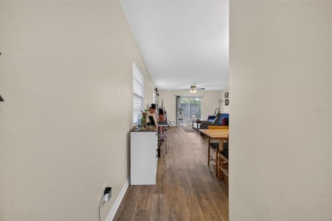Immobilier commercial à vendre à Orlando, Floride: 4 chambres, 206.8 m2 № 2388946 - photo 21