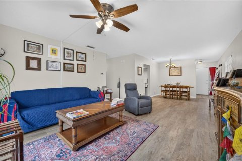 Immobilier commercial à vendre à Orlando, Floride: 4 chambres, 206.8 m2 № 2388946 - photo 27