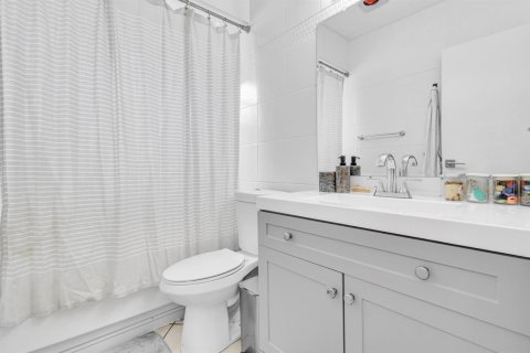 Casa en alquiler en Hollywood, Florida, 3 dormitorios, 171.5 m2 № 2085256 - foto 16
