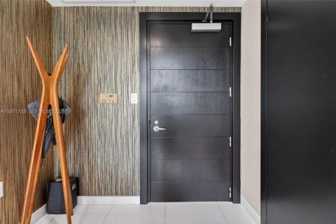 Condo in Miami, Florida, 2 bedrooms  № 2046294 - photo 20