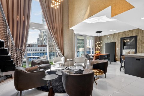 Condo in Miami, Florida, 2 bedrooms  № 2046294
