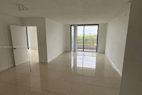Condo in Aventura, Florida, 3 bedrooms № 2253421 - photo 3