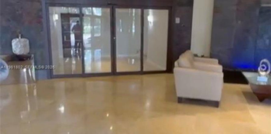 Condo in Aventura, Florida, 3 bedrooms № 2253421