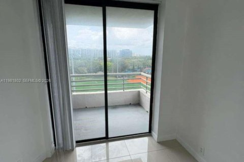 Condo in Aventura, Florida, 3 bedrooms № 2253421 - photo 10