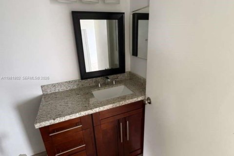 Condo in Aventura, Florida, 3 bedrooms № 2253421 - photo 20