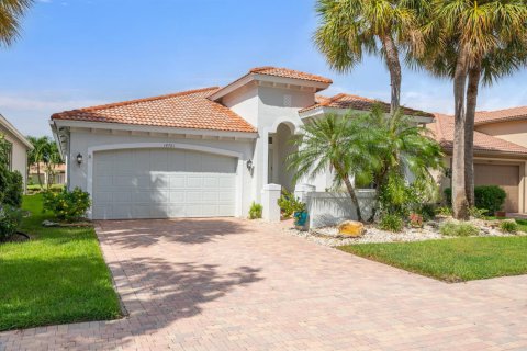 Casa en Delray Beach, Florida 3 dormitorios, 213.4 m2 № 2325328
