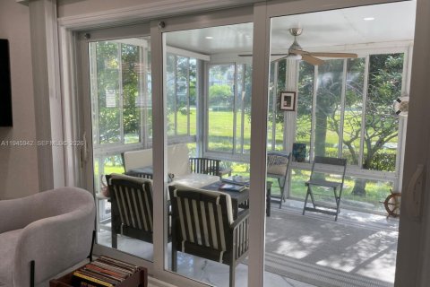 Casa en venta en Coral Springs, Florida, 2 dormitorios, 97.36 m2 № 2002421 - foto 23