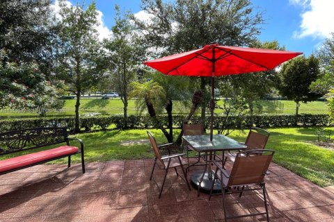 Casa en venta en Coral Springs, Florida, 2 dormitorios, 97.36 m2 № 2002421 - foto 27