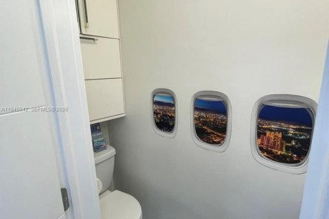 Casa en venta en Coral Springs, Florida, 2 dormitorios, 97.36 m2 № 2002421 - foto 13